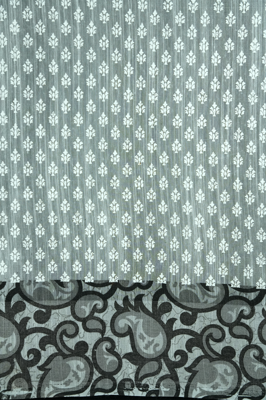 White Saree with Black Border & Pallu Design – Christmas Collection (#0005)